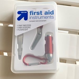 Be Smart Get Prepared First Aid Instruments Kit Tweezer Scissors LED Flashlight